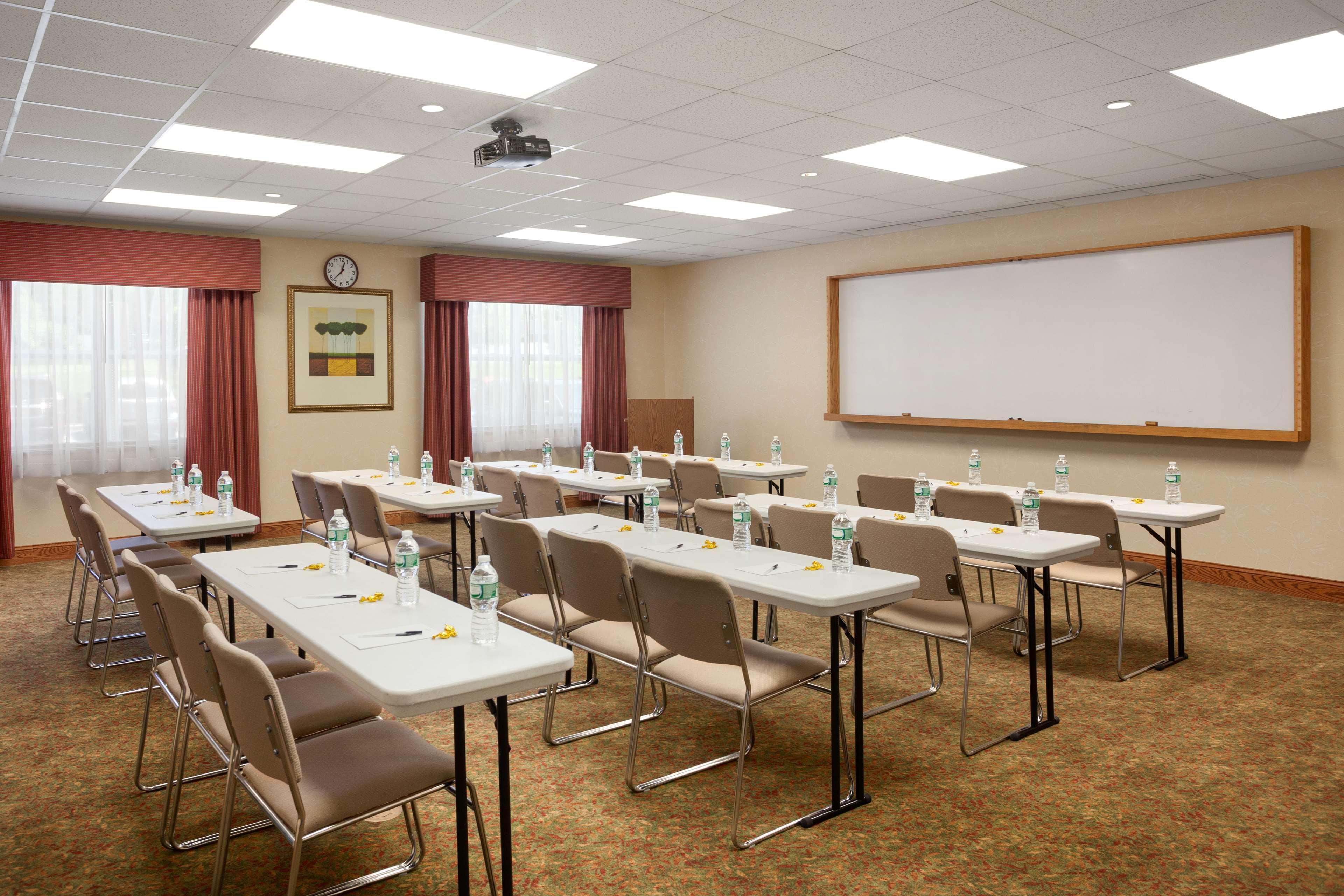 Country Inn & Suites By Radisson, Ithaca, Ny Dış mekan fotoğraf